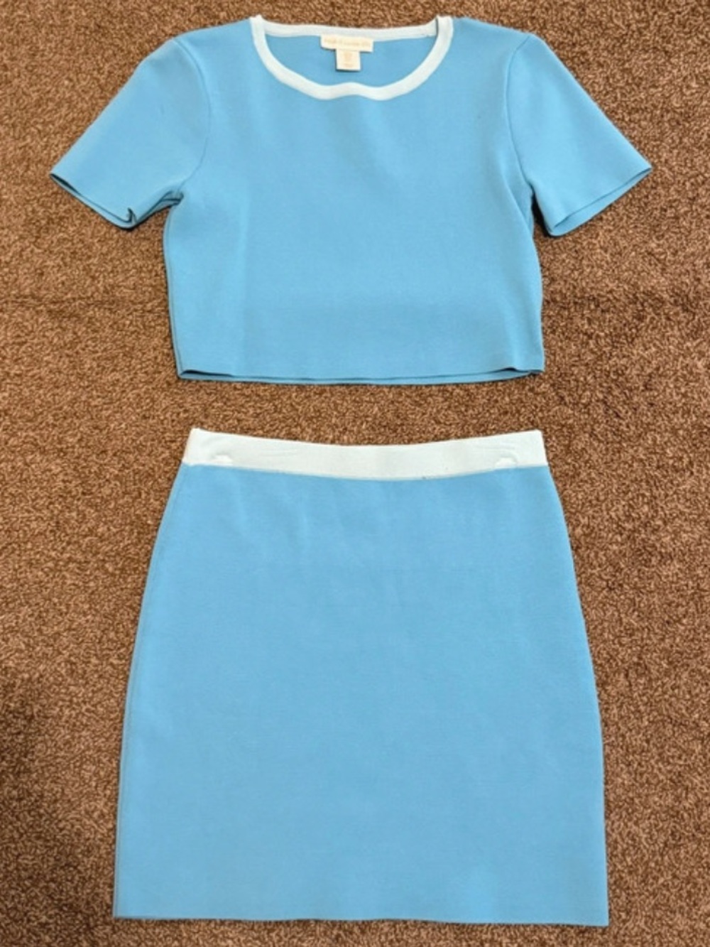 HOUSE OF HARLOS Knit Colorblock Top & Mini Skirt - Picture 2 of 3